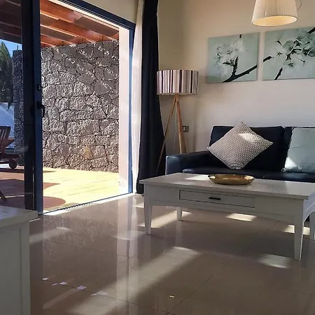 Miramar B2 Heated Pool Wifi Air Conditioning With Views Villa *
