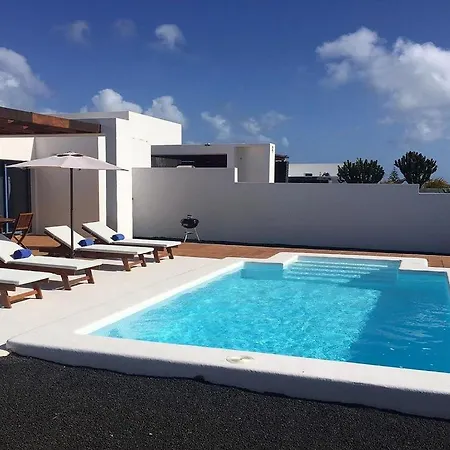 Miramar B2 Heated Pool Wifi Air Conditioning With Views فيلة